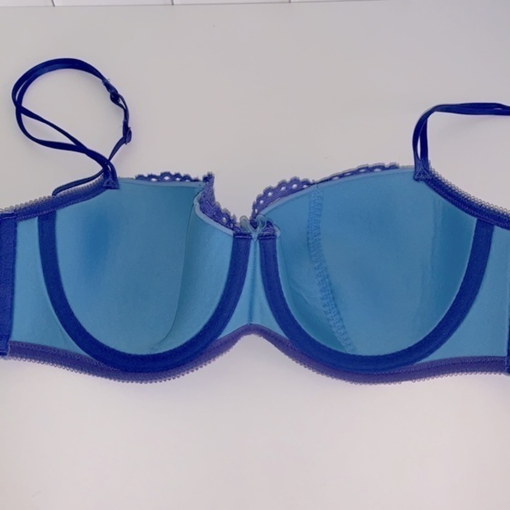 b.tempt’d purple & aqua blue lace bra. 36D. Underwire. Lightly lined. EUC - Picture 7 of 9